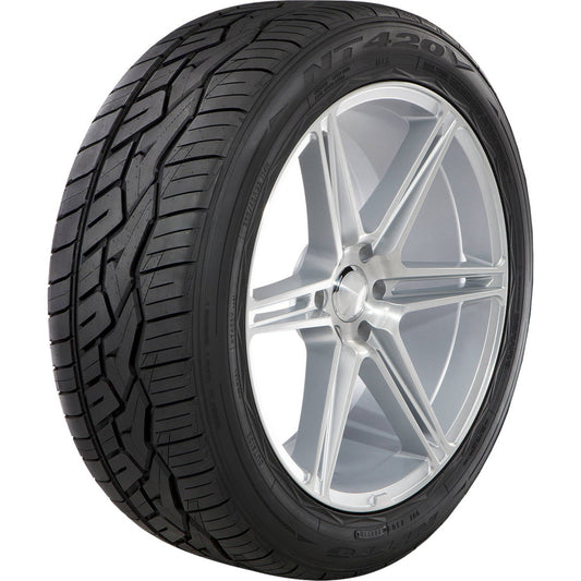 NITTO NT420V 295/30R22XL (29X11.6R 22) Tires