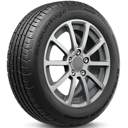 BFGOODRICH ADVANTAGE CONTROL 225/55R17 (26.8X8.9R 17) Tires