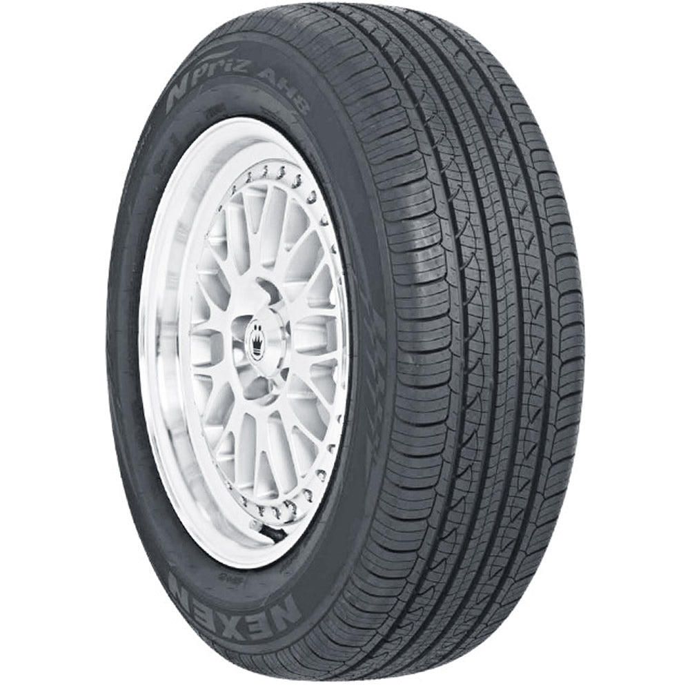 Nexen N Priz AH8 215/55R17 (26.3x8.5R 17) Tires