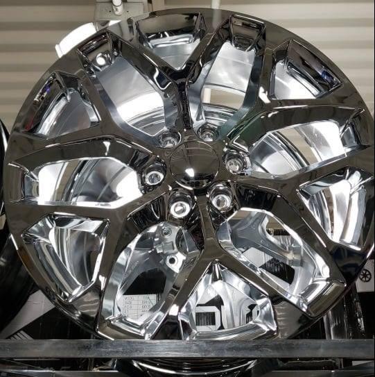 SnowFlakes Replica +31 26x10 6x139.7 (6x5.5) Chrome With 35X13.50R26 RBP MT Packages or Similar - Tires and Engine Performance