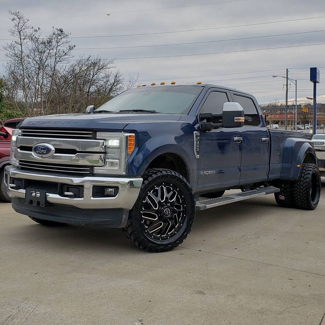 2017 Ford F-350 Super Duty Dually 4x4 Packages - Tires and Engine Performance